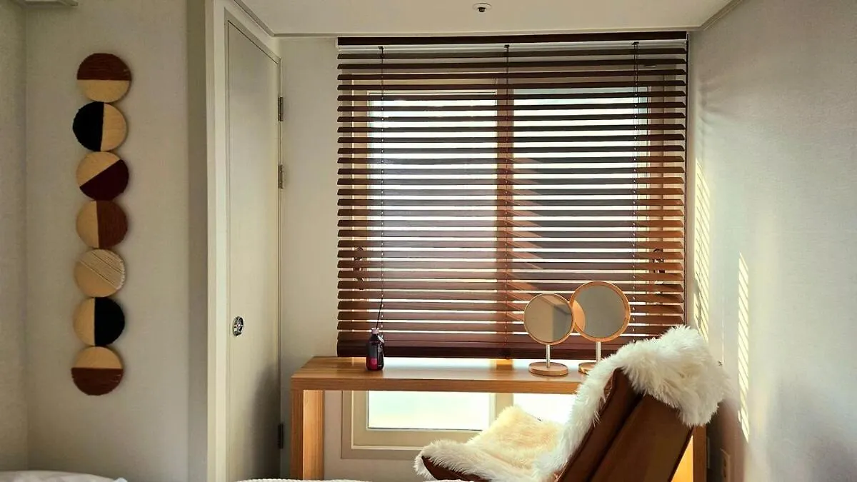 Open Sale Luxury Stay In Hongik Univ Station 3Mins 7Ppl Group Family Trip Luggage Storage Seoul 0*,