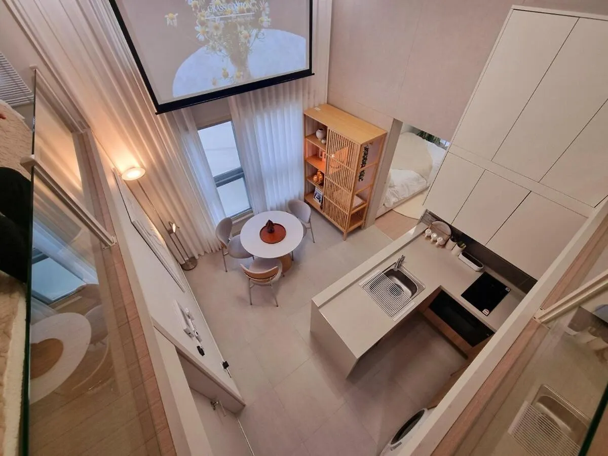 Open Sale Luxury Stay In Hongik Univ Station 3Mins 7Ppl Group Family Trip Luggage Storage Seoul Apartment